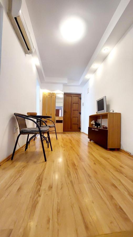 The Home Hunedoara Ngoại thất bức ảnh
